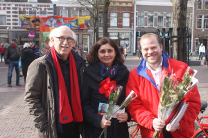 PvdA op campagne in de binnenstad van Apeldoorn