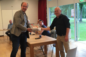 Buurtraad de Matenhorsten/hoeken ontvangt PvdA ‘goed bezig’-taart