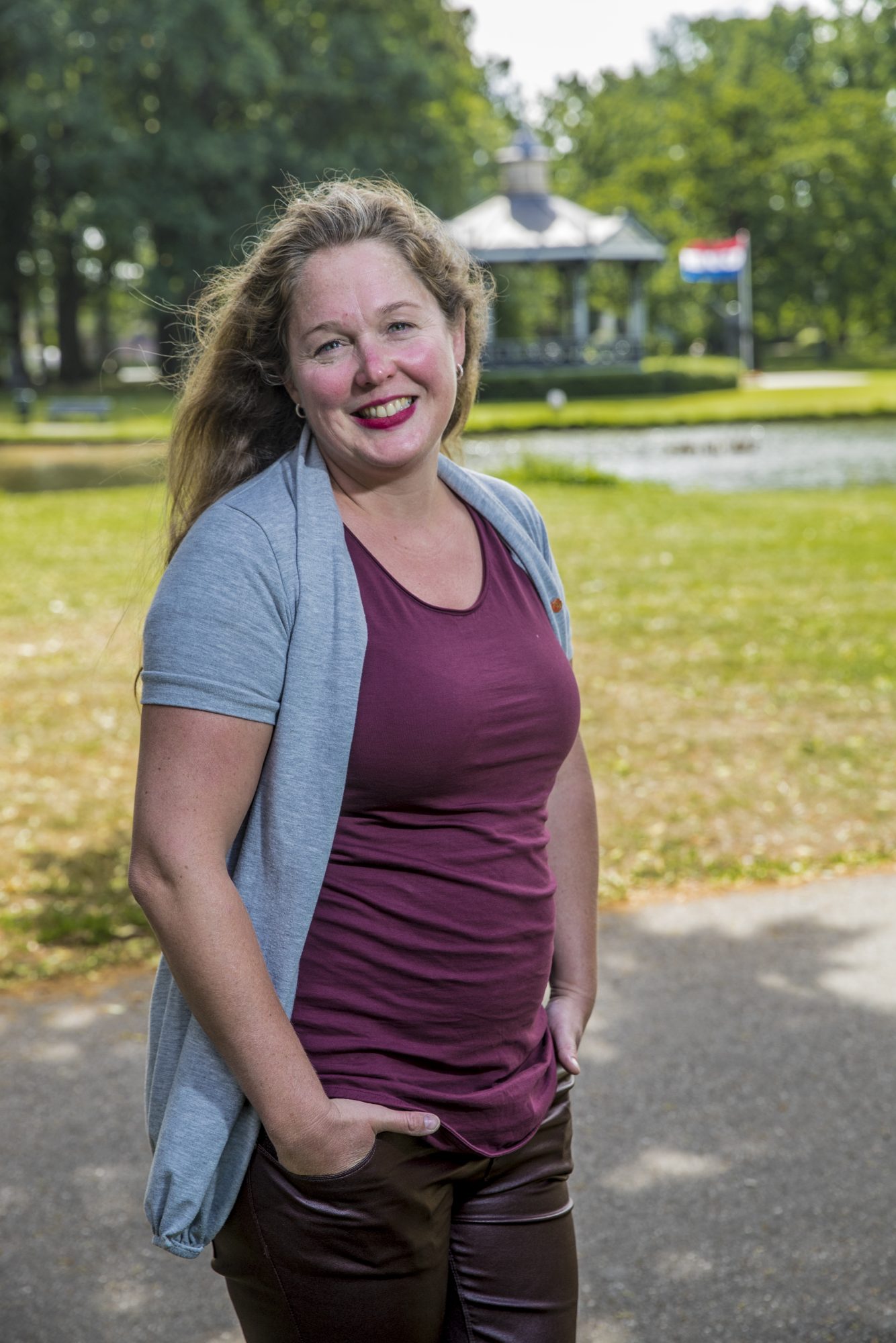 Natascha Van Den Berg Pvda Apeldoorn 